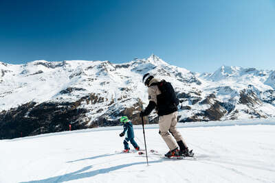 Skieurs débutants sur le domaine de Tignes